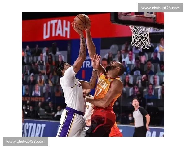 湖人客场对决老鹰詹眉领衔冲击关键胜利之夜焦点战全场瞩目NBA