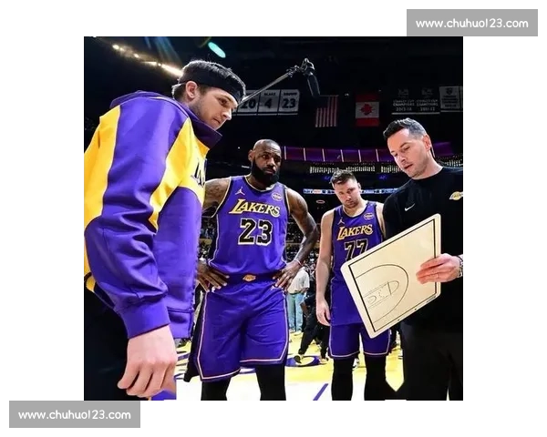 湖人对阵开拓者全场录像回顾关键时刻与战术解析球星表现与胜负走势