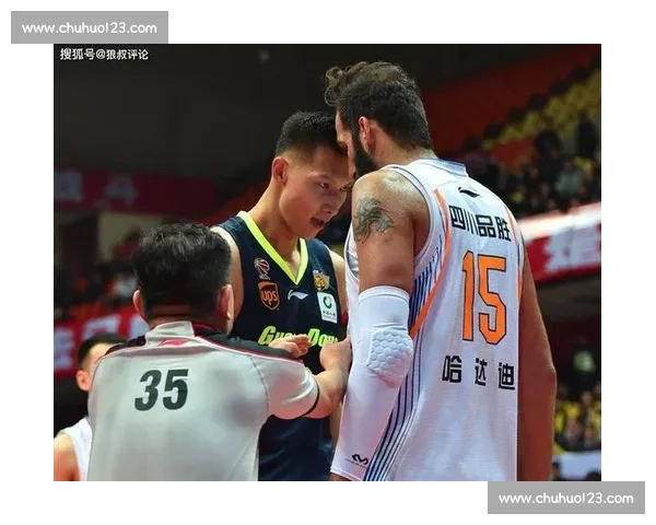 易建联对决哈达迪中伊内线王者的时代碰撞与宿命较量亚洲篮球巅峰之战